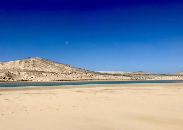 Taurus In Solymarcalma Apartamento